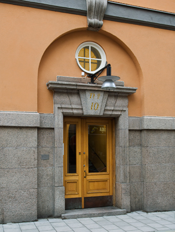 Porten Olofsgatan 10